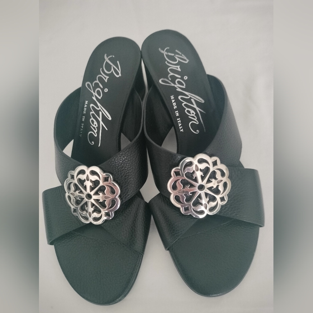 Brighton Allison Sandal Black Sandal with Ferrara Medallion Size 7
